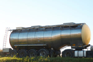 בדיקת מיכליות פריקה בלחץ אויר